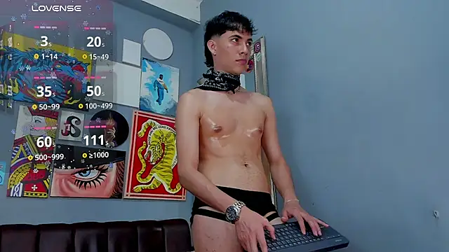 AronTawers Live XXX-Chat