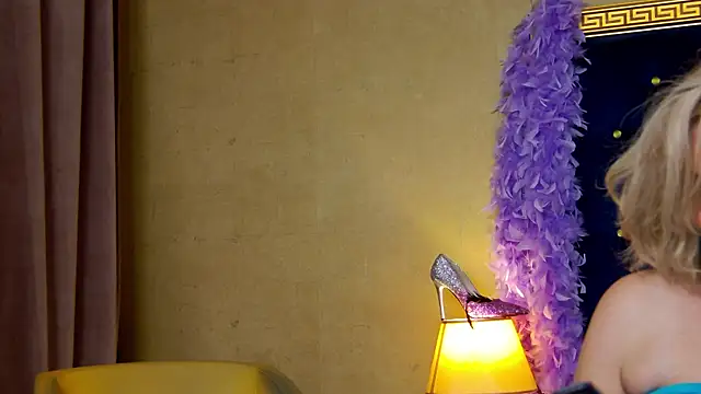 Chat +18 de Allura_Jenson ao vivo