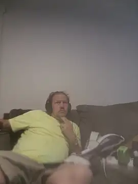 Онлайн чат XXX yourMasterisBored