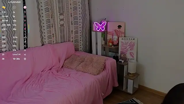 CarmaOlen's Live XXX Chat