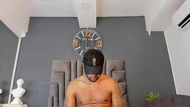 Robin_Rief's Live XXX Chat