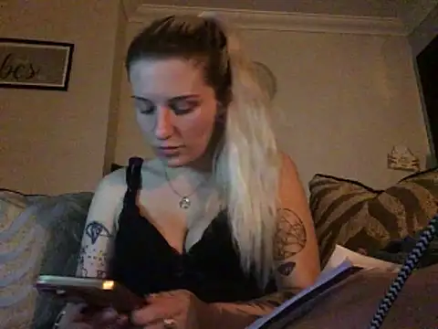 دردشة xxamyleighxx الجنسية المباشرة