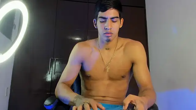 Онлайн чат XXX Milo_LatinBoy