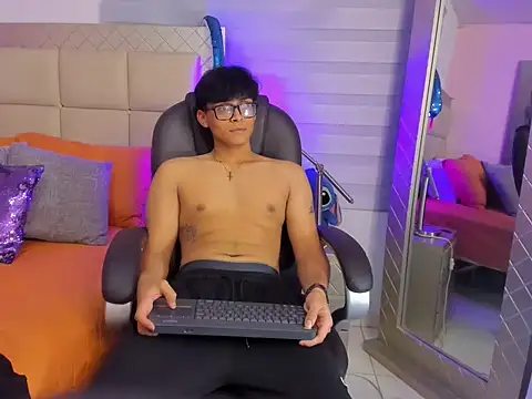 Онлайн чат XXX mathias_oberlin