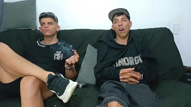 Party_Straight Obrolan Langsung XXX