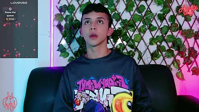 Prince_Apolo: απευθείας συνομιλία ΧΧΧ