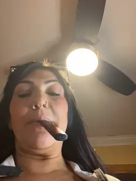 LittleMissEeve Chat XXX live