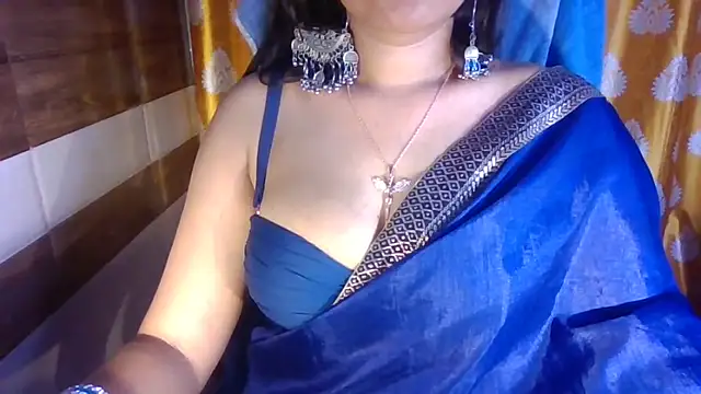 Živý XXX chat Yashika_Loves