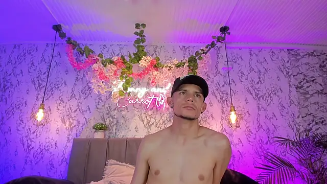 Bonny_and_carrot's Live XXX Chat