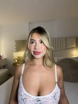 _laura_02n Live XXX chat