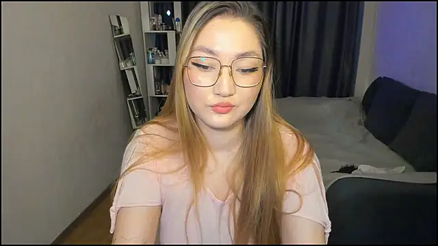 lyra_x Chat XXX in diretta