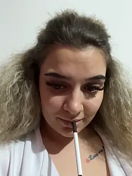 Chat +18 de CrazyJessika ao vivo