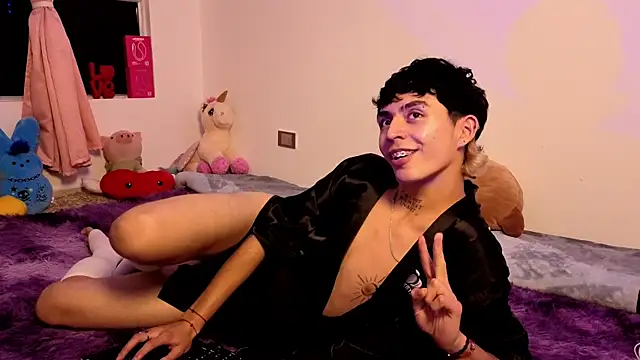 Chat +18 de Maiky_Cooper01 ao vivo