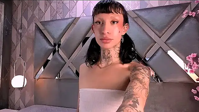 MadisonWood01's Webcam Show