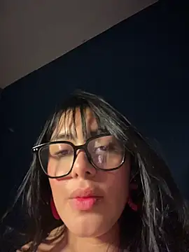 BlackCat__ Adlı Modelin Canlı XXX Sohbeti