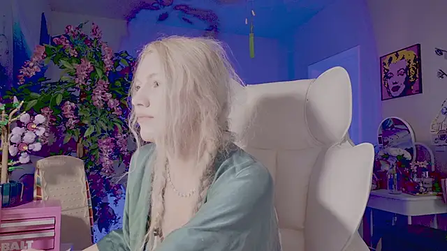 Talulaa: вебкам-шоу