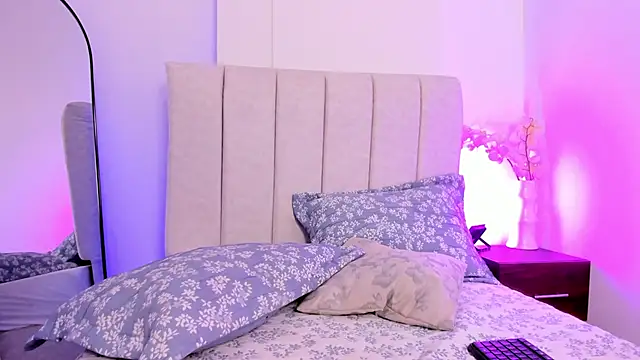 KaliBloom Obrolan Langsung XXX