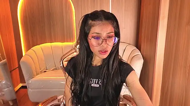 Alina_b_ Live XXX-Chat