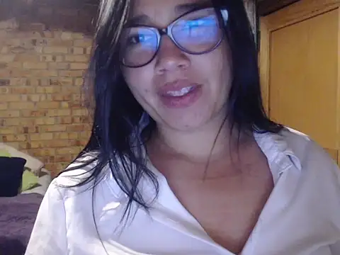 magiadeisis Chat XXX in diretta