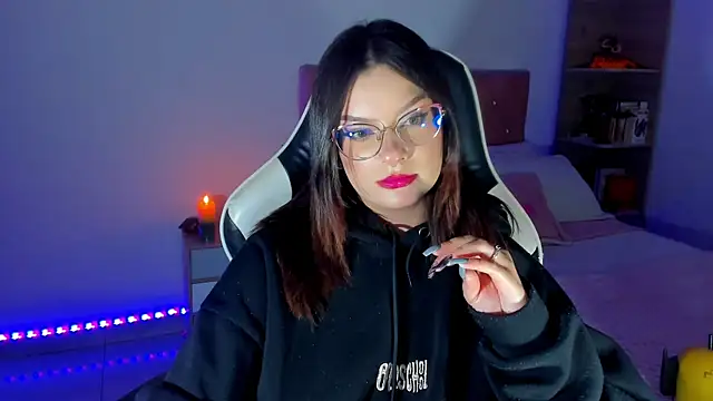 Chat XXX en directo de OphelianaRose33