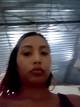 XXX chat uživo modela Genesis_18_