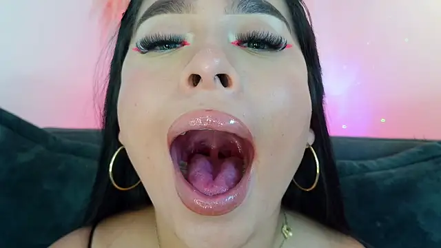 mia_roux1のライブXXXチャット