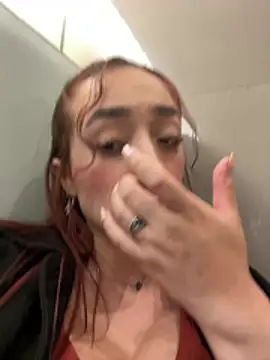 Chat XXX ao vivo de ariiel_