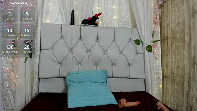 Chat +18 de Rachel_new20 ao vivo