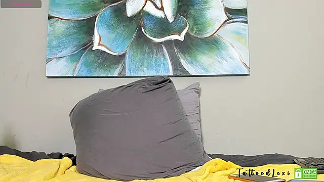 TattoedLexi_ Webcam-Show