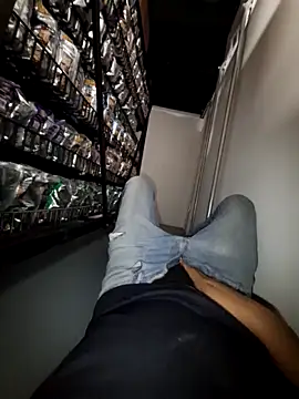 Charlyx-20 Webcam Show