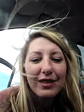 Živý XXX chat SheIsSomething