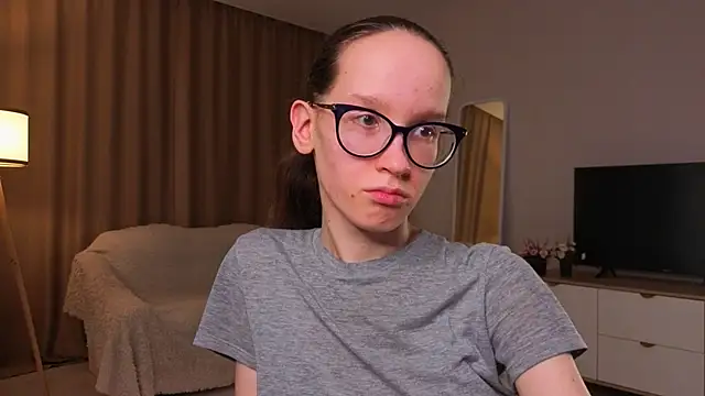 BettyBrowni: απευθείας συνομιλία ΧΧΧ