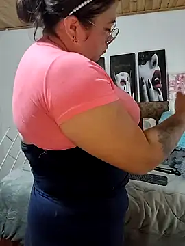 SafiroJhons Adlı Modelin Canlı XXX Sohbeti