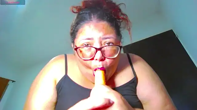 Chat XXX en directo de ashelymalefica