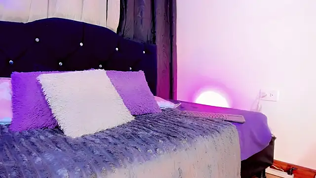 lesly_xx Webcam Show