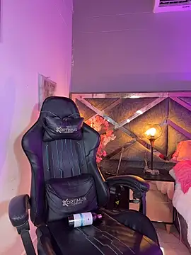 Show modela Cherry_zayden_ na web-kameri