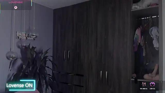 _SamantaGomez Chat XXX in diretta