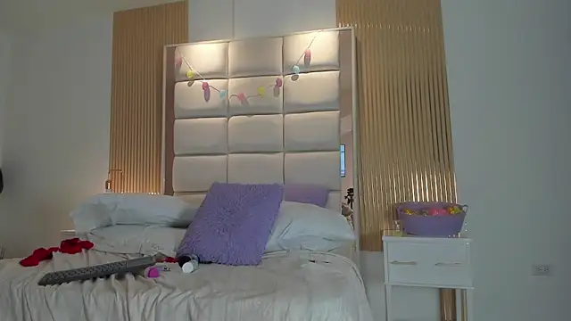 Webkamerová show Taylor_Royal_