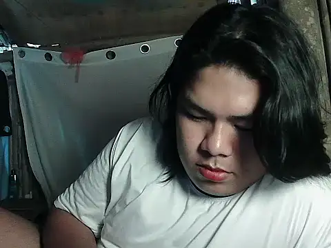 Huntrix2025 Webcam Show