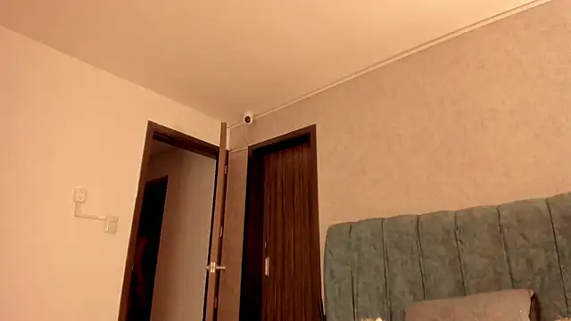 Aleera_Walton: вебкам-шоу