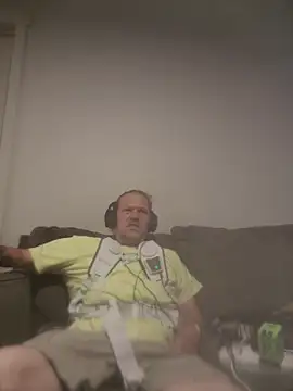 Онлайн чат XXX yourMasterisBored