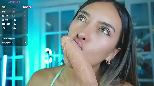 Chatroom XXX en direct de foxy_zoe