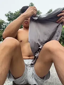 Naughty___asian Show Webcam