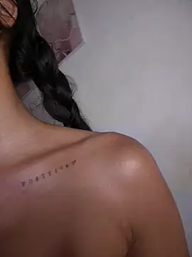 DulceLenns Live XXX-Chat