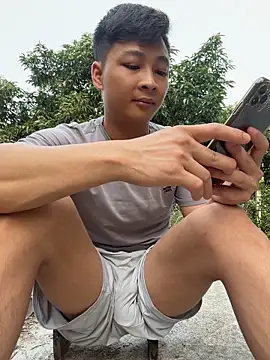 Chat XXX en directo de Naughty___asian