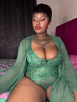 QUEEN_NOBUHLE_FEMDOM_777 Show Webcam