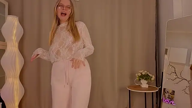 Онлайн чат XXX AlicaCohill