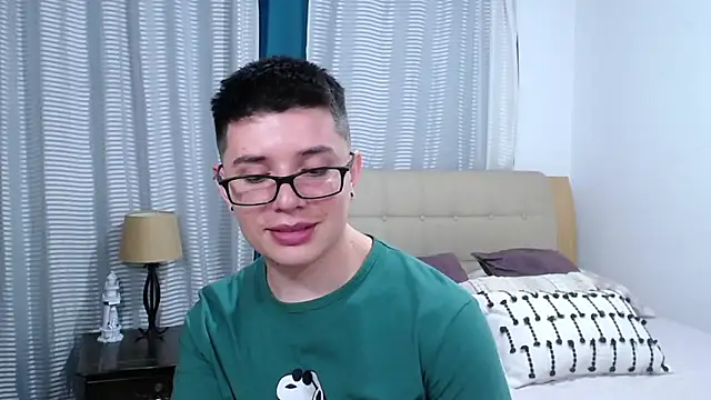 Chat XXX en directo de BlackFoXXX69