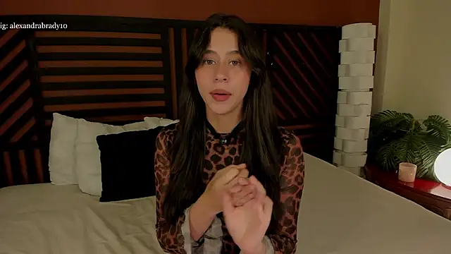 hannah_brady's Live XXX Chat