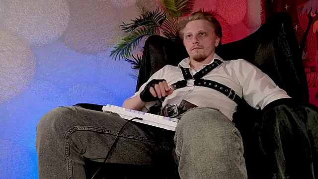 Vincent_Hardman's Live XXX Chat